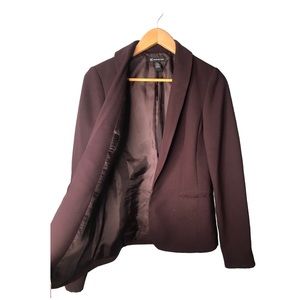 INC | Burgundy clasp closure blazer stain lining button detail sleeve •